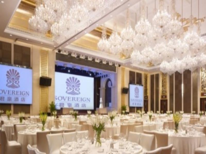 Sovereign Hotel Zhanjiang Exteriör bild